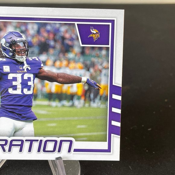 2022 Dalvin Cook Panini Gold Celebration Card #C-DC Minnesota Vikings - Picture 3 of 4